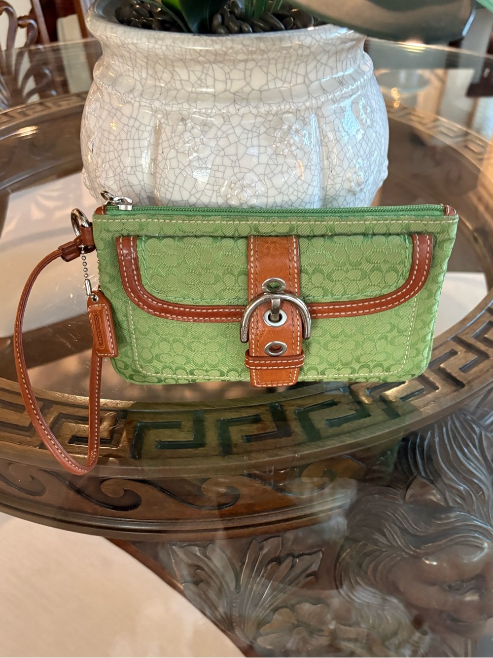 💚💚VINTAGE COACH Y2K SOLO GREEN/BROWN MINI SIGNATURE BUCKLE WRISTLET!💚💚